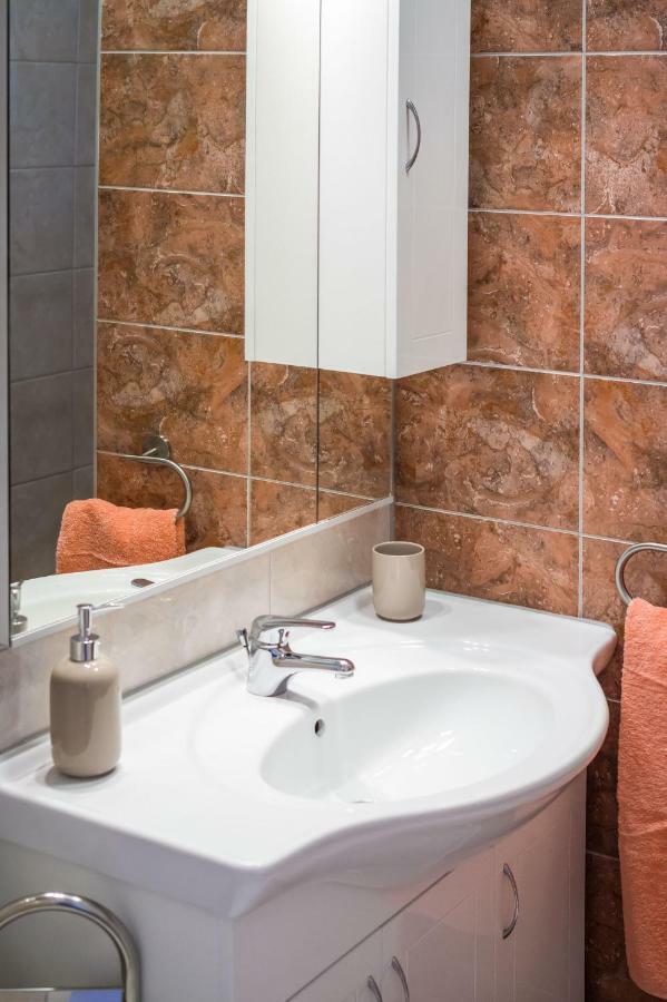 Apartman Nino Novigrad  المظهر الخارجي الصورة